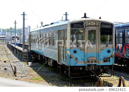 Uwajima Train Yard Diesel Car Uwajima Train Yard Diesel Car 89632421