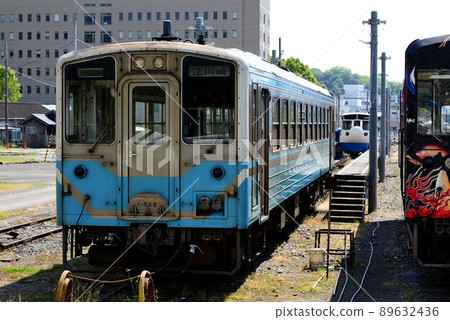 宇和島駕駛區的柴油車（生動風格） 89632436