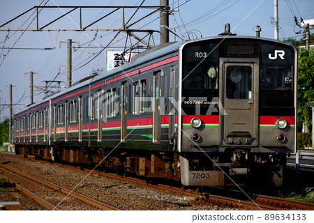 Four 7200 series local trains running on the Yosan Line (vivid style) Four 7200 series local trains running on the Yosan Line (vivid style) 89634133