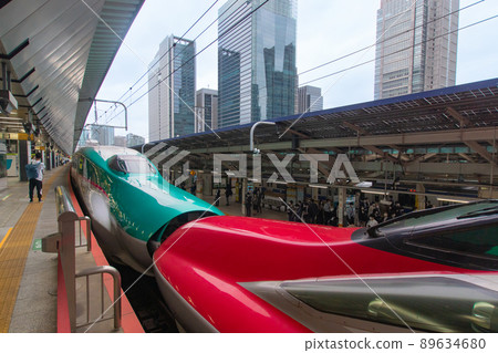 東京站新幹線月台E5系列/E6系列連接部分 東京站新幹線月台E5系列/E6系列連接部分 89634680