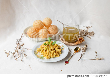 Homemade pani puri, Golgappa Indian snack on cotton calico background 89639346