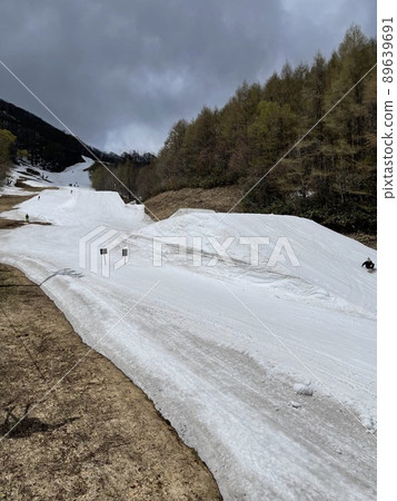 2022年5月黃金周期間福島縣浦磐梯貓間滑雪場的滑雪場 89639691