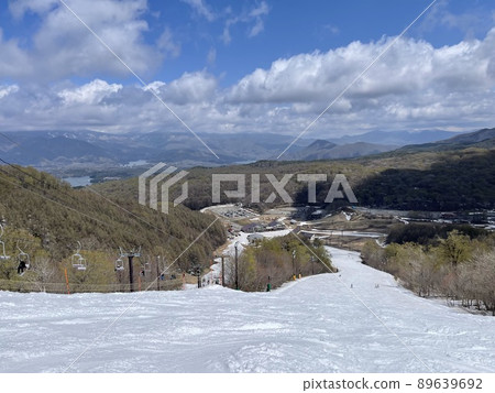 2022年5月黃金周期間福島縣浦磐梯貓間滑雪場的滑雪場 89639692