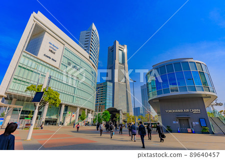 神奈川縣橫濱市櫻木町站前廣場的街景 YOKOHAMA AIR CABIN 89640457
