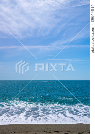 俯瞰太平洋、藍天和大海 89644014