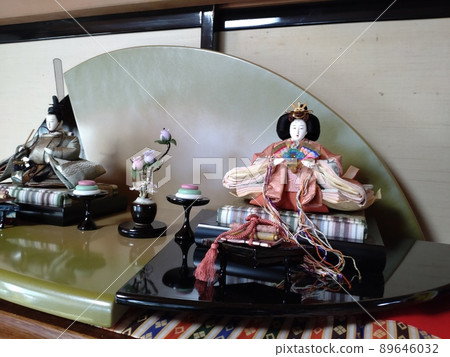 Hina doll 89646032