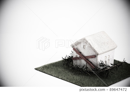 空置房屋問題的圖像（褪色和變暗） 89647472