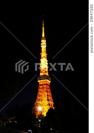 東京塔以深黑色出現 東京塔以深黑色出現 89647880