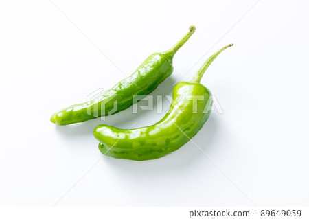 Shishito (白色背景)。 89649059