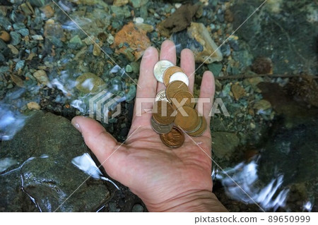 Nissinkinkinkin Wadokai open copper mine open pit excavated spot Chichibu Kurotani holy shrine Nissinkinkinkin Wadokai open copper mine open pit excavated spot Chichibu Kurotani holy shrine 89650999