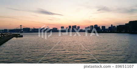 Dusk of Tokyo Bay Dusk of Tokyo Bay 89651107
