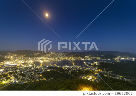 Night view of Nagasaki from the Inasayama summit observatory / Nagasaki, Japan 89652062