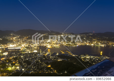 Night view of Nagasaki from the Inasayama summit observatory / Nagasaki, Japan 89652066
