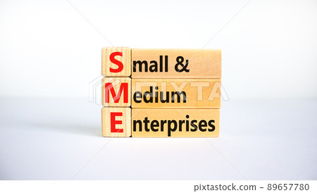 SME small and medium enterprises symbol. Words SME small and medium enterprises on blocks on a beautiful white background. Business and SME small and medium enterprises concept. Copy space. SME small and medium enterprises symbol. Words SME small and medium enterprises on blocks on a beautiful white background. Business and SME small and medium enterprises concept. Copy space. 89657780
