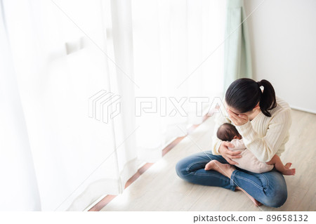 Postpartum Negative Postpartum Depression Sleep Deprivation Poor Physical Condition Childcare Neurose Demer Copy Space Postpartum Negative Postpartum Depression Sleep Deprivation Poor Physical Condition Childcare Neurose Demer Copy Space 89658132
