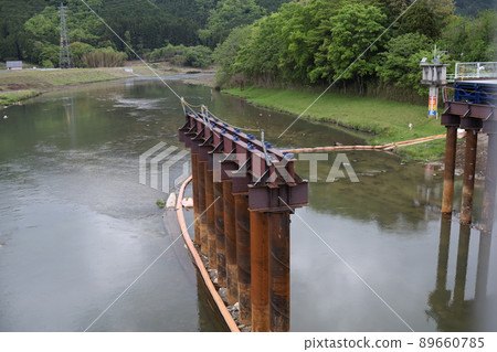Temporary bridge construction of Nabari Ohashi Temporary bridge construction of Nabari Ohashi 89660785