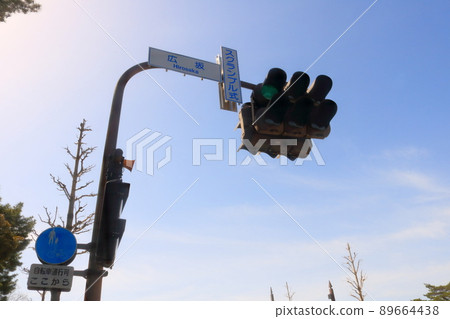 Green light machine 89664438