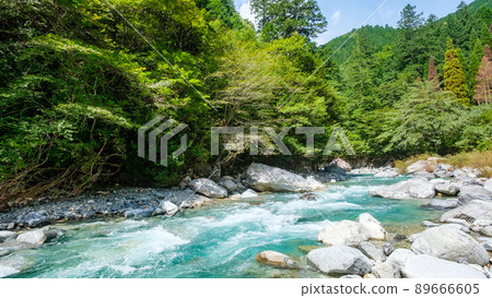 阿特拉谷(夏季) 阿特拉谷(夏季) 89666605