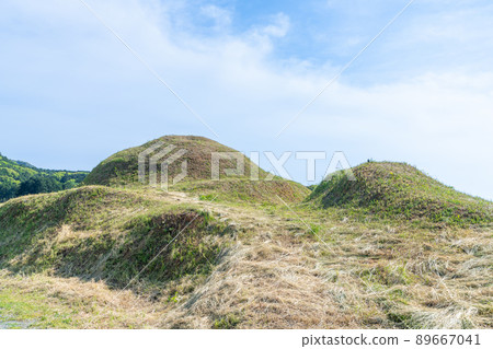 《Fukuoka Prefecture》 Shinbara / Nuyama Ancient Tombs Fukutsu City 89667041