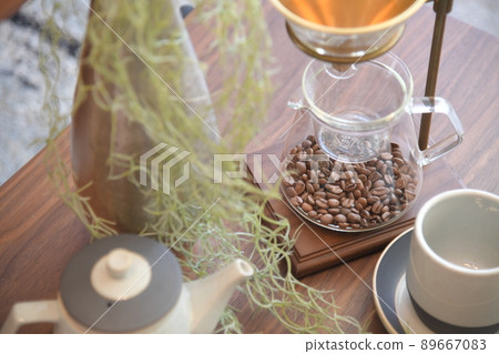 Residential interior image 89667083