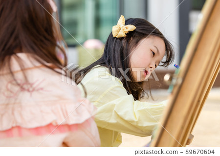 child girl lifestyle art child girl lifestyle art 89670604