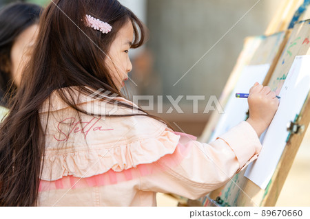兒童女孩生活方式藝術 兒童女孩生活方式藝術 89670660