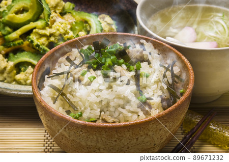 Rice cooked with pork Local cuisine / Okinawa 89671232