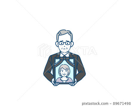 Wife's funeral, family funeral, funeral, farewell ceremony, commuting to the night, an elderly husband with a deceased senior, an elderly man, bereavement 89671498