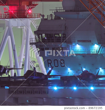Queen Elizabeth carrier-based aircraft F-35B 89672195