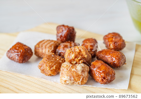 Japanese sweets Karinto 89673562