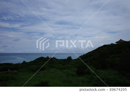 玉取崎展望台和蔚藍的大海 玉取崎展望台和蔚藍的大海 89674205