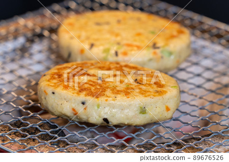 豆腐漢堡木炭烤七林 豆腐漢堡木炭烤七林 89676526