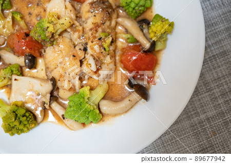 Cauliflower varieties, nutritious Romanesco recipes | Romanesco broccoli 89677942