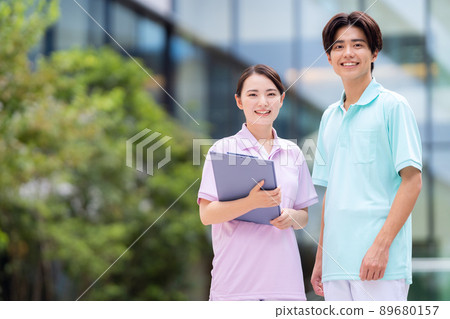 Caregiver, helper, nurse, medical photography cooperation "LINK FOREST" 89680157