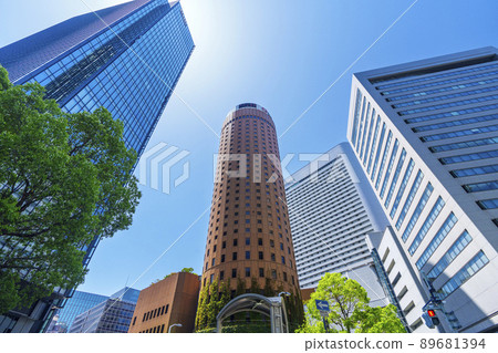 從 Diamor 大阪出口前往梅田廣場大樓 從 Diamor 大阪出口前往梅田廣場大樓 89681394