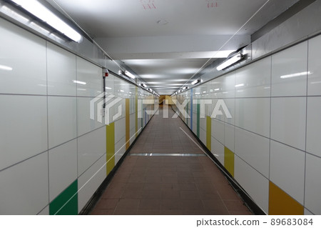 地下道 地下道 89683084