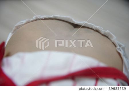 嬰兒臀部 嬰兒臀部 89683589