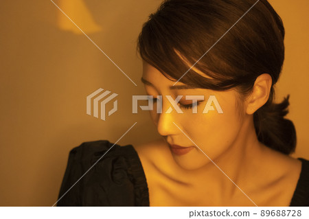 Orange light female fashionable shadow 89688728