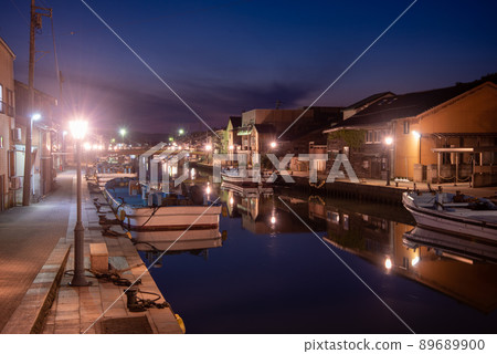 Very beautiful night view of Shinminato, Toyama Prefecture 89689900