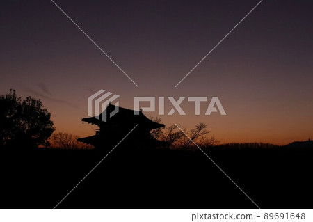 日落的天空 89691648