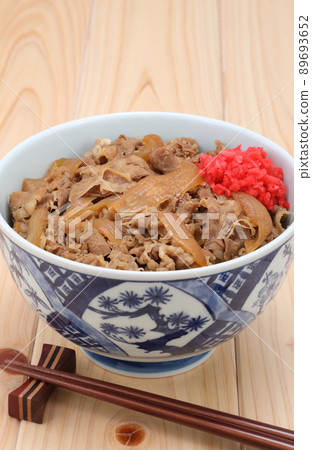 牛肉飯 89693652