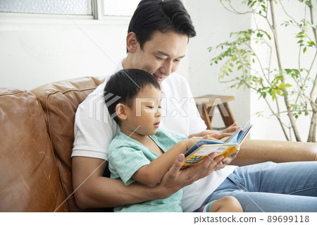 Parent-child sofa picture book parenting Ikumen Parent-child sofa picture book parenting Ikumen 89699118