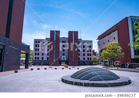 被大自然包圍的美麗山梨學院大學校園,崇光大學甲府市 被大自然包圍的美麗山梨學院大學校園,崇光大學甲府市 89699237