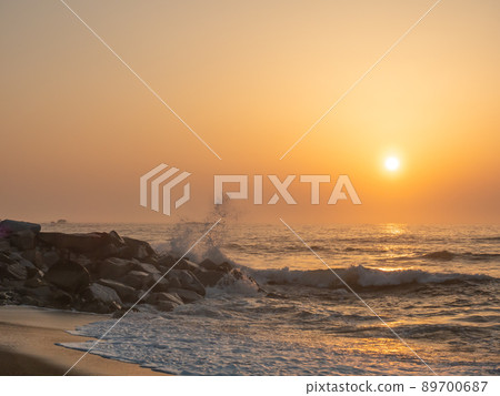 [Chiba] Dawn seen from Inubōsaki 89700687