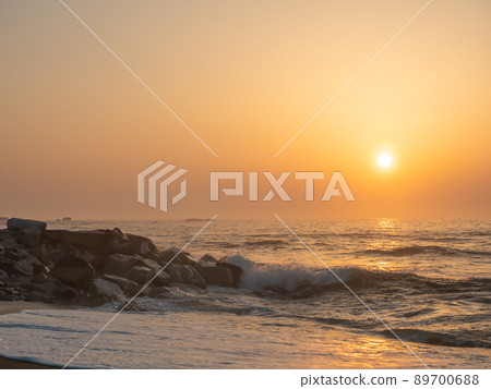[Chiba] Dawn seen from Inubōsaki 89700688