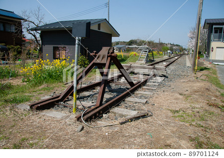 End of the track "Car stop" JR Kururi Line Kazusa-Kameyama Station 89701124