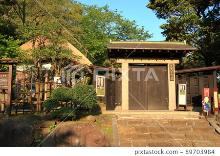 Landscape of Ryokan Memorial Hall 89703984
