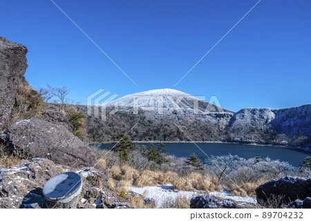 雪霧島山脈 89704232