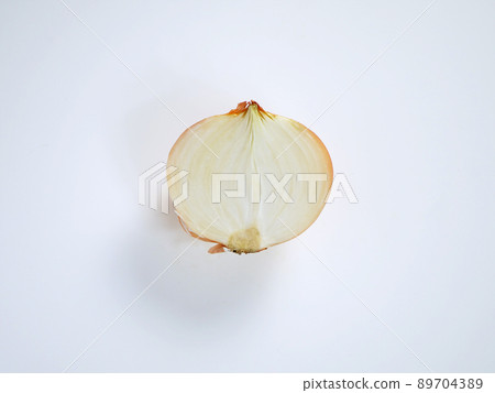 Onion cross section Onion cross section 89704389