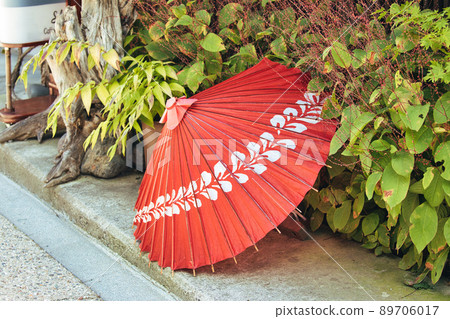 Red umbrella Red umbrella 89706017